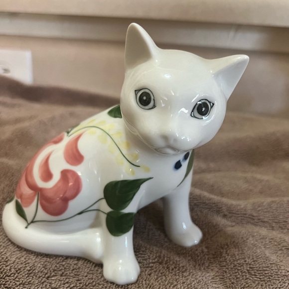 Ceramic cat - Picture 2 of 8